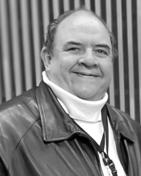 Dr. Carlos Ricardo Menéndez Gámiz