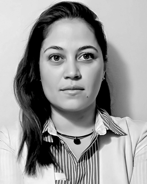 Dra.  Laura Yareni Zuñiga