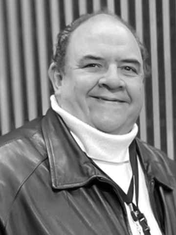Dr. Carlos Ricardo Menéndez Gámiz