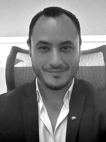 Dr. David González Tapia