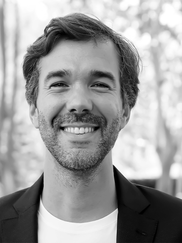 Dr. Oriol Comas Basté