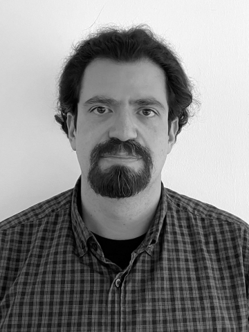 Mtro. Salvador Arturo Velázquez Crôtte