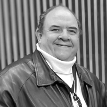 Dr. Carlos Ricardo Menéndez Gámiz