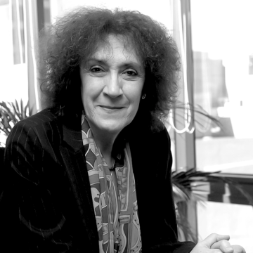 Dra.  Julia Tagüeña Parga