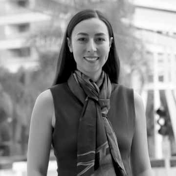 Mtra. Paola Aralid Izaguirre Vargas